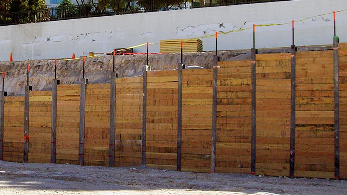 Lagging Lumber Retaining Walls